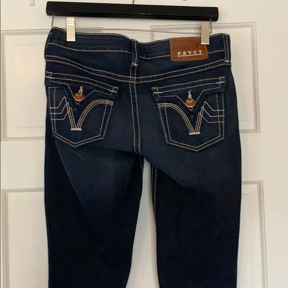 Prvcy Jeans - Picture 5 of 5